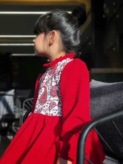 پیراهن دخترانه یلدا طرح ترنج