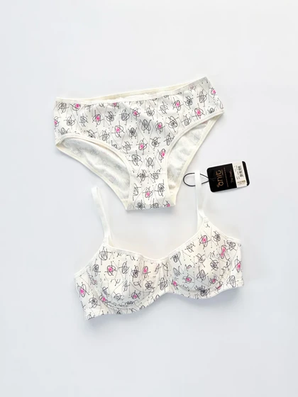 ست شورت و سوتین فنر دار نخ پنبه طرح قلب آنیت Anit