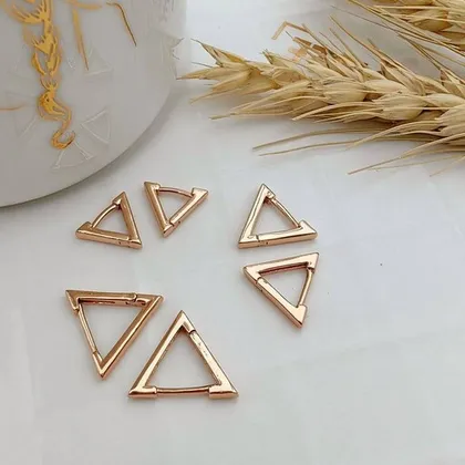 گوشواره مثلثی آبکاری طلا سایز 2 ارسال رایگان