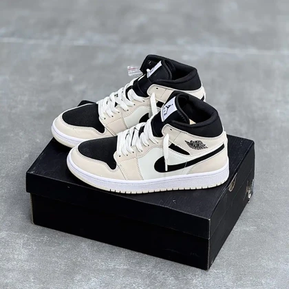 کفش نایک ایر جردن وان ساق‌دار کرم مشکی Nike Air Jordan 1 High Cream Black