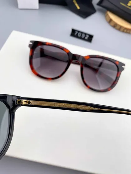 عینک آفتابی برند دیوید بکهام مدل DB7092