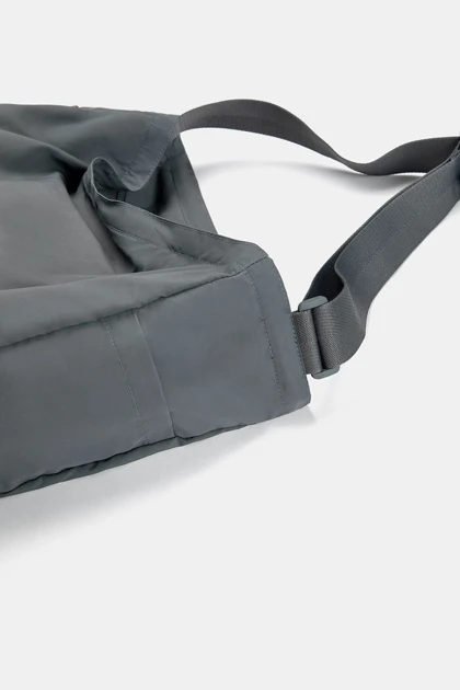 کیف زنانه دوشی pull-and-bear