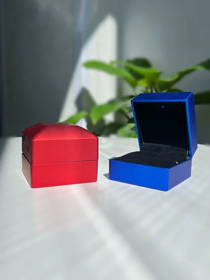 جعبه انگشتر چراغدار 💍