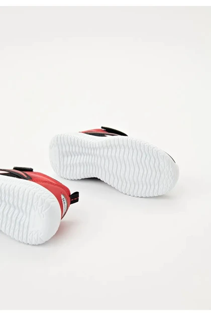 کفش های روزمره بچگانه reebok