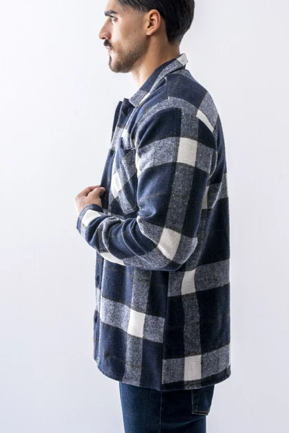 پیراهن آستین بلند پشمی جیب‌دار مردانه