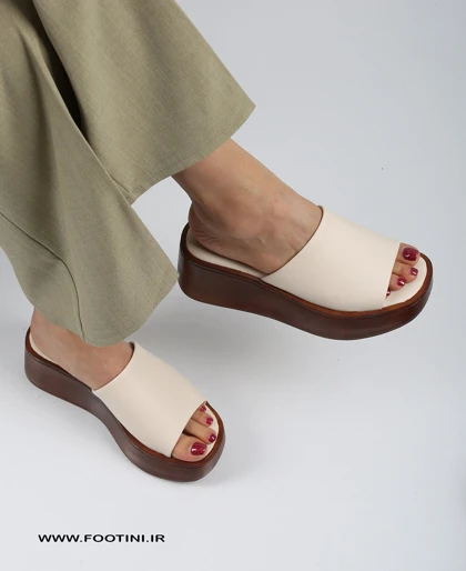 صندل زنانه لژدار طبی اسکار SSE