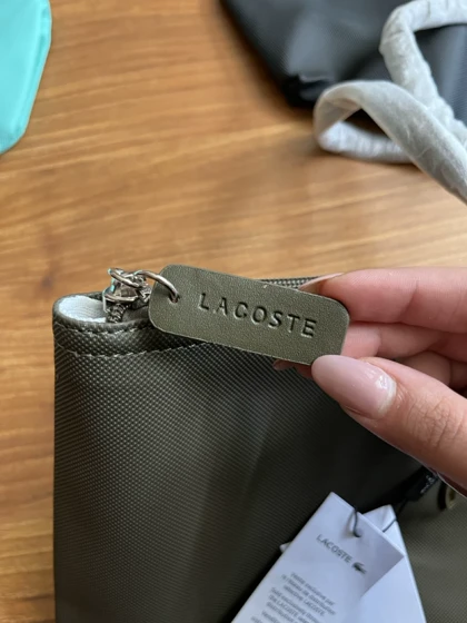 توت‌بگ لاگوست Lacoste