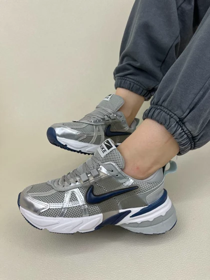 کتانی زنانه نایک وی تو کی nike V2K Run Womans کد 1144