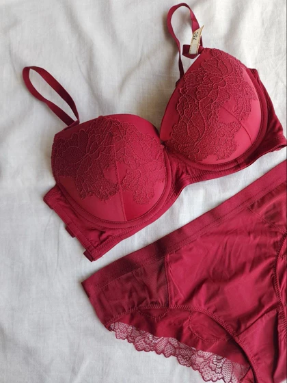 ست شورت و سوتین جکدار فنردار اروپایی کد: 5078