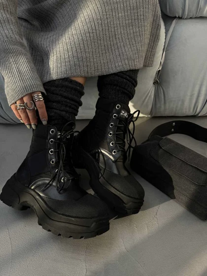 نیم بوت ساده ZARA