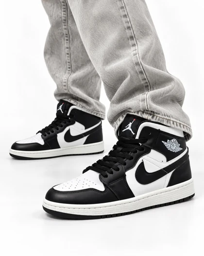 کفش کتانی مردانه مدل جردن وان ساق‌دار مشکی سفید Nike jordan1