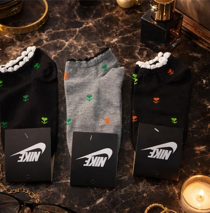 جوراب مچی فانتزی زنانه و دخترانه 12 جفتی برند نایکی نخی