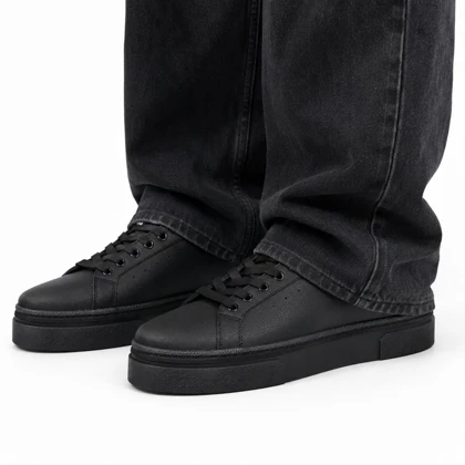 کفش کتانی مردانه مدل ونس پل اندبیر مشکی Vans Pull Bear