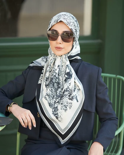 روسری ابریشم توییل قواره 90 30182