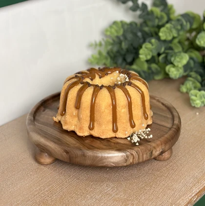 شیرینی خوری پایه دار
