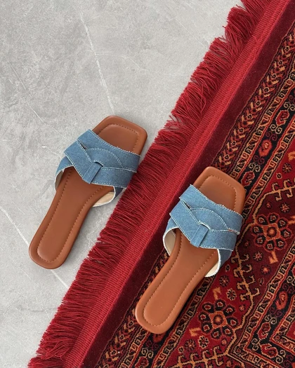 صندل جین و کفی چرم