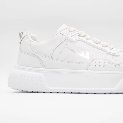 کتانی واریو سفید کد 6712