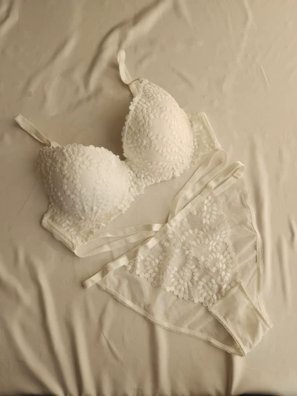 ست سوتین و شورت جکدار فنردار NBB کد: 4845