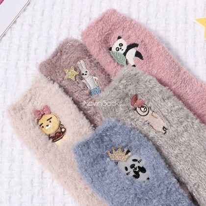 جوراب حوله ای گلدوزی شده