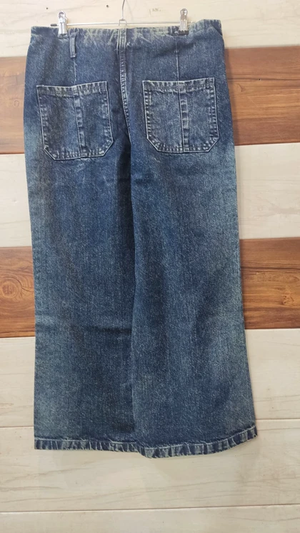 شلوار واید لی