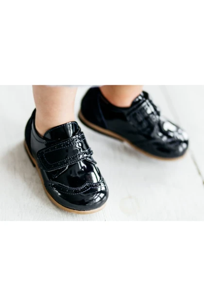 کفش کلاسیک بچگانه bebbini