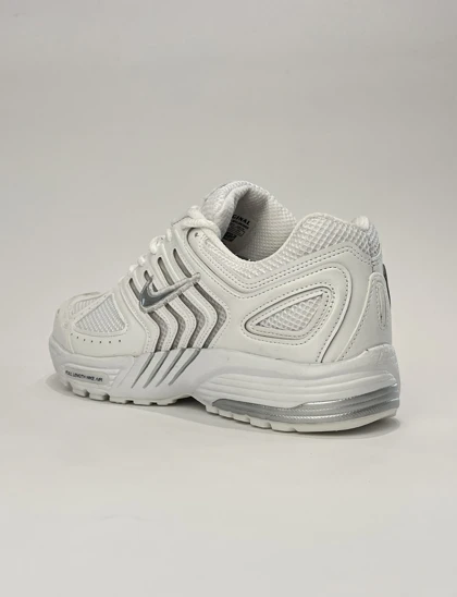 کفش ورزشی نایک پگاسوس 25 سفید