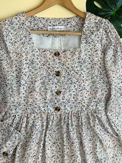 پیراهن گل ریز جلور دکمه کد 1810