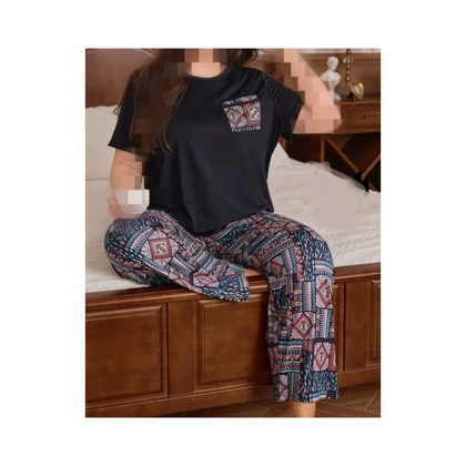 تیشرت و شلوار