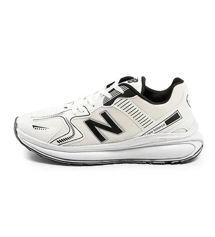 کفش ورزشی مردانه New Balance