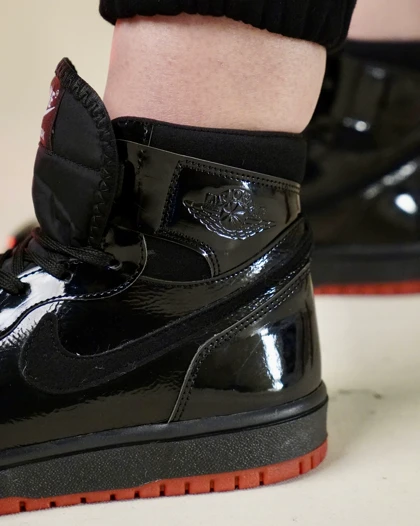 کتانی ساق‌دار زنانه جردن 1 (ولنتینو)