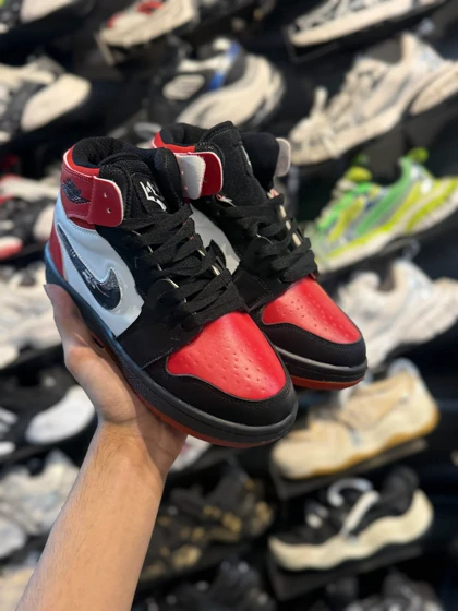 دراگون ساق‌دار قرمز مشکی