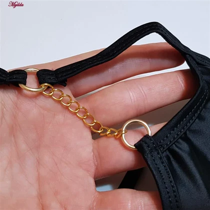 شورت زنانه مدل زنجیردار فانتزی مشکی کد 4767-13-02