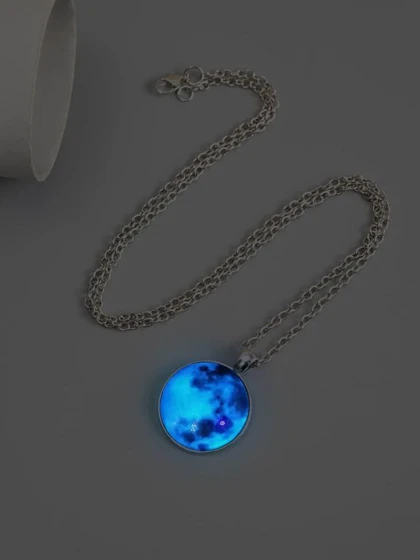 گردنبند و دستبند ماه شبرنگ