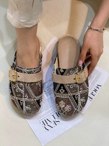 1124 لوفر زنانه پشت‌باز طرح سنتی هندی