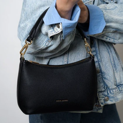 David Jones cm6934A
