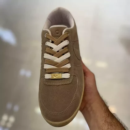 کفش اسپرت مردانه نایکی مدل ایر فورس Air force کیفیت عالی با کفی نرم رنگ خاکی