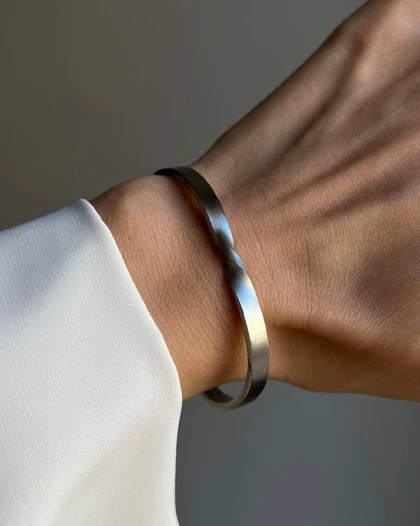 دستبند بنگل پیچ و ساده