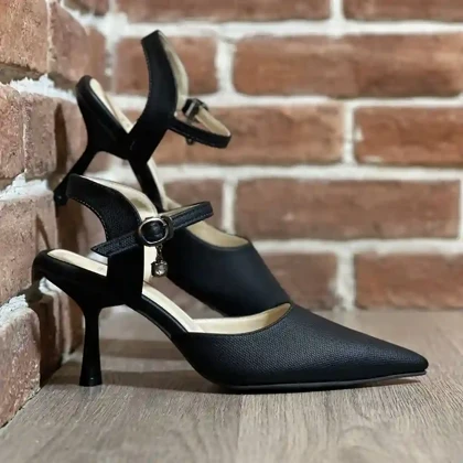 کفش مجلسی گوشواره ای زنانه