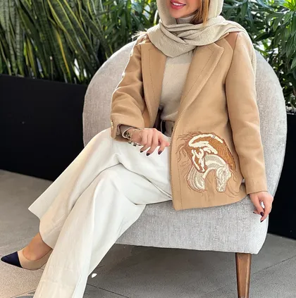 کت گلدوزی اسب