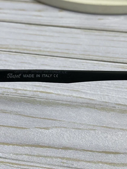 عینک آفتابی پرسول P6808 فریم کائوچو قهوه‌ای و عدسی پلی‌کربنات UV400 پلاریزه