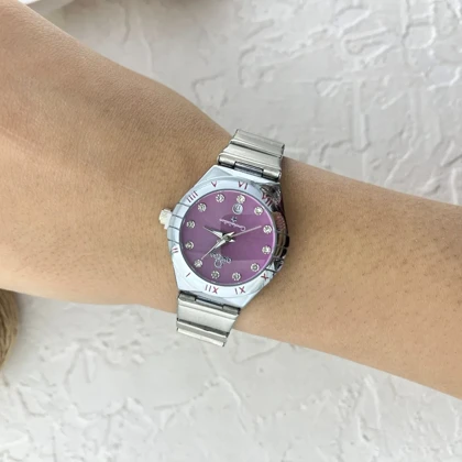 ساعت زنانه طرح امگا، ظرافت در دستان شما