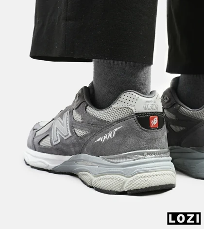 کفش کتانی طوسی NEW BALANCE 990