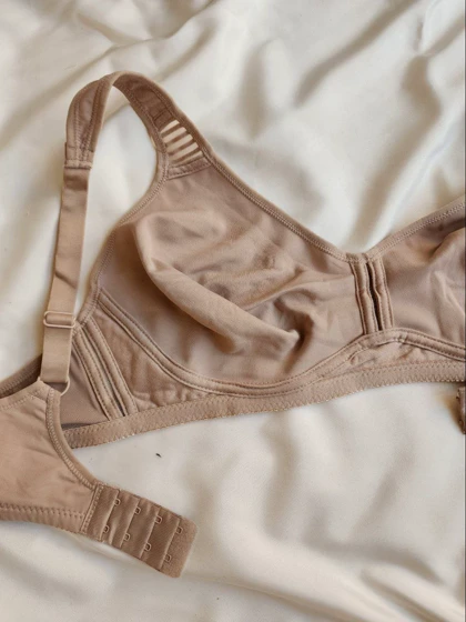 سوتین بدون فنر اروپایی کد: 1008