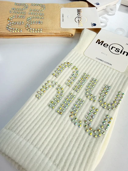 جوراب ساق‌دار زنانه نخ پنبه نگین‌دار میو میو miu miu