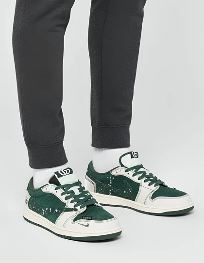 کفش روزانه مردانه نایکی Air Jordan 1 Travis Scott Supreme M