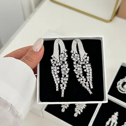 گوشواره زنانه طرح جواهر بلند کد 922