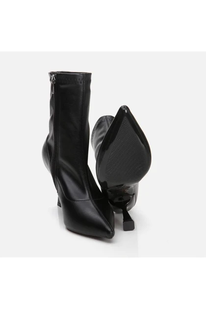 بوت و نیم بوت زنانه yaya-by-hotic yaya-by-hotic