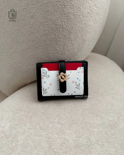 جاکارتی گلبرگی دینا