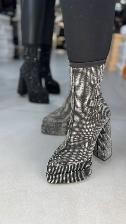 694 - نیم بوت پاشنه دولژ نوک تیز 694