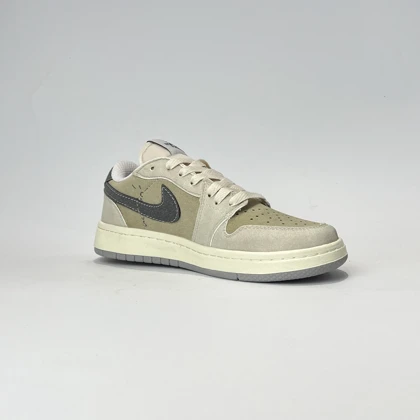 کفش روزمره تراویس طرح نورث فیس